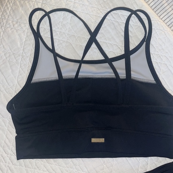 Alala set - Picture 3 of 7